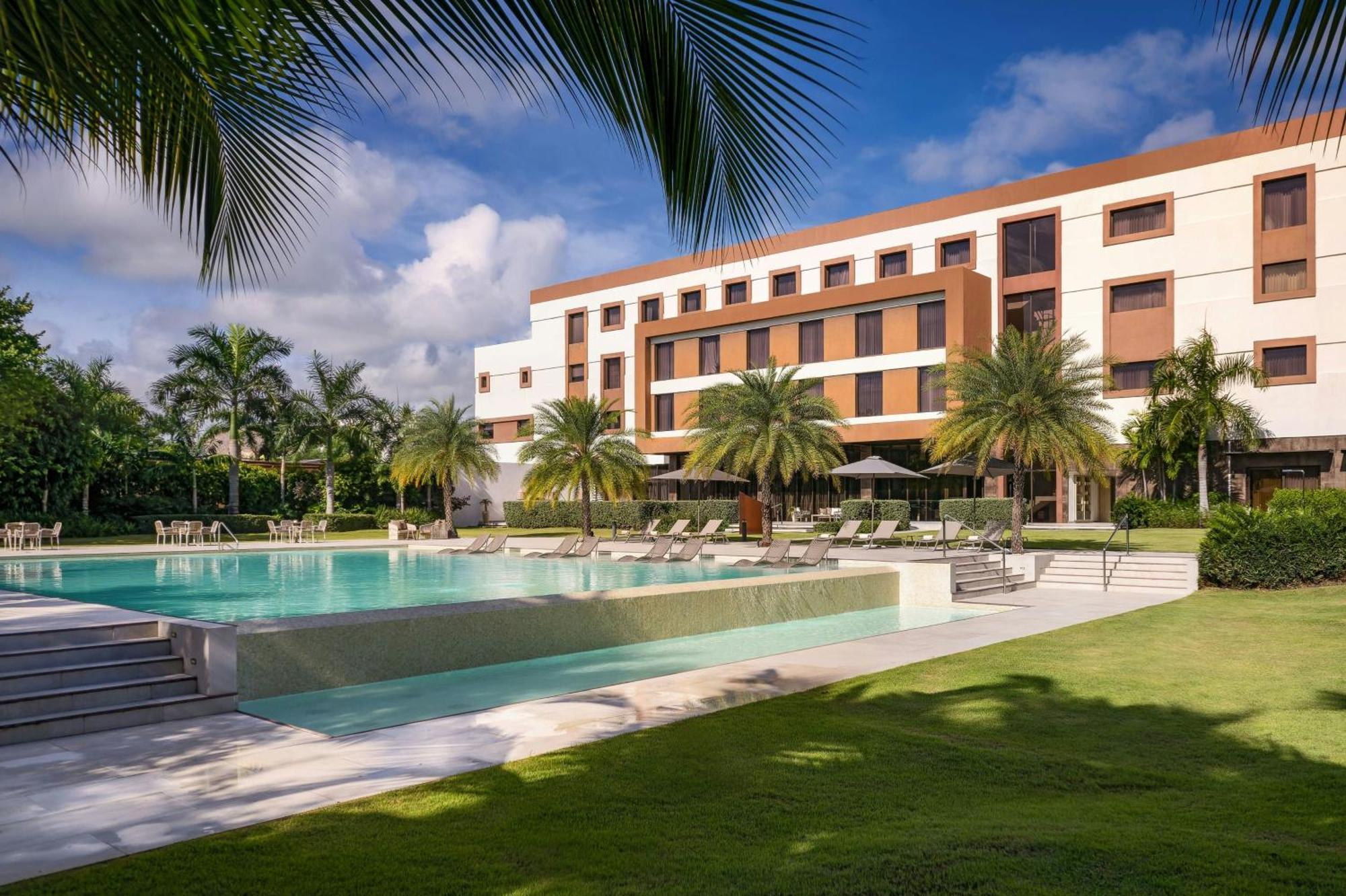 Ac Hotel By Marriott Punta Cana Bagian luar foto